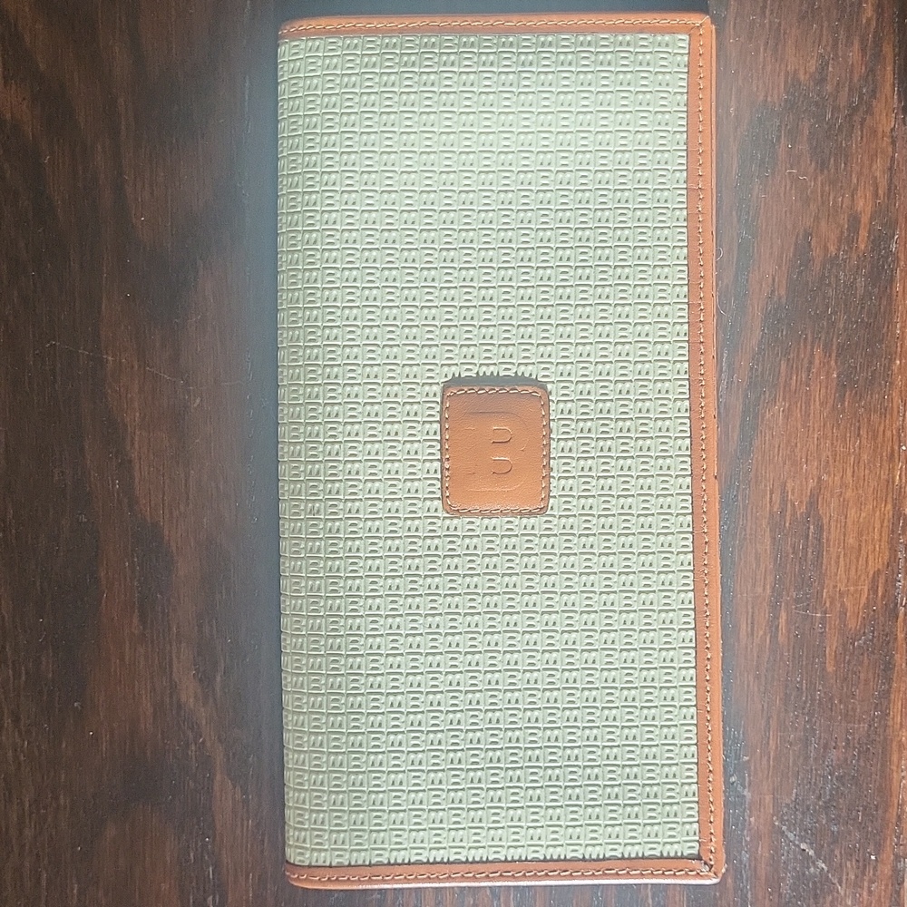 BALLY Cream and Brown Wallet
